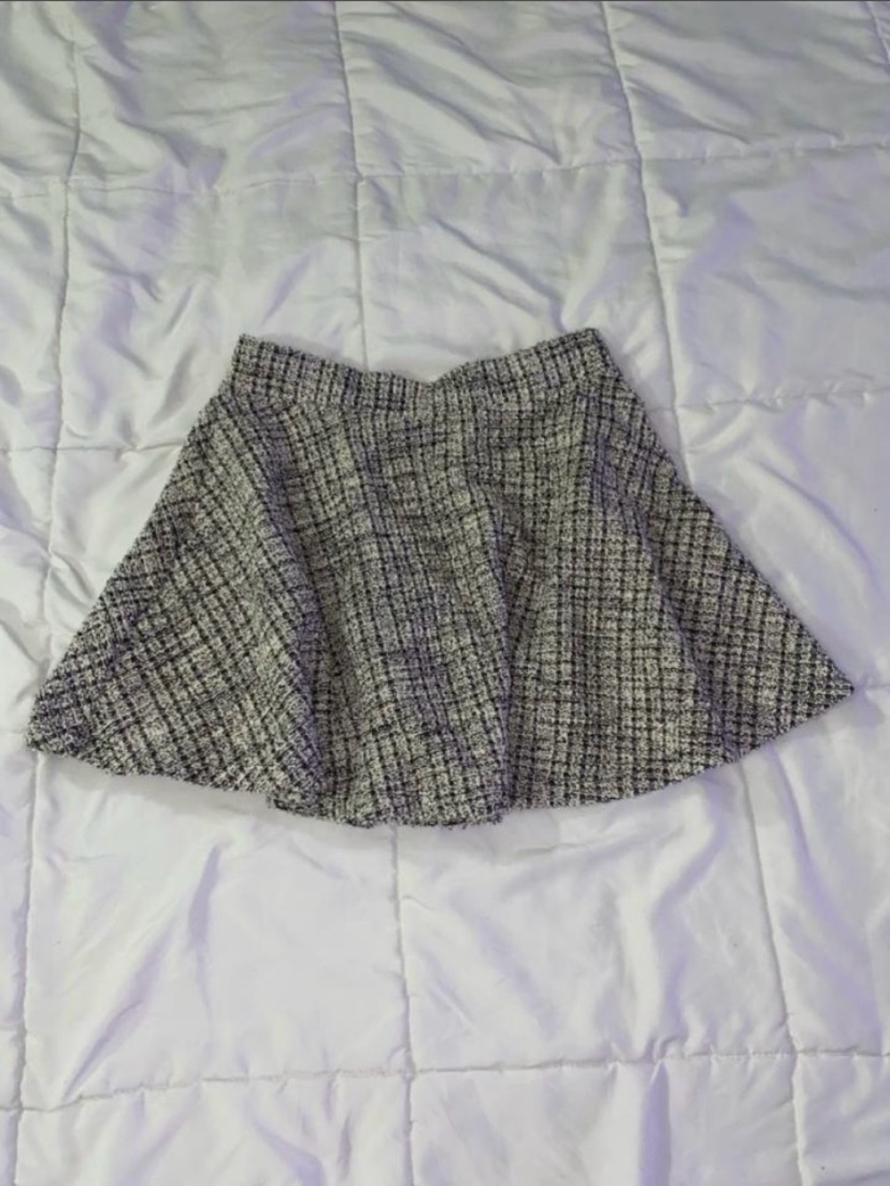 ZARA Grey Textured A-Line Mini Skirt - Picture 3 of 3